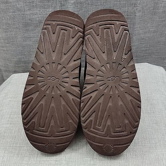 UGG Men's Neumel Classic sheep fur Suede Leather Boots Brown Sz 9 - Picture 11 of 11